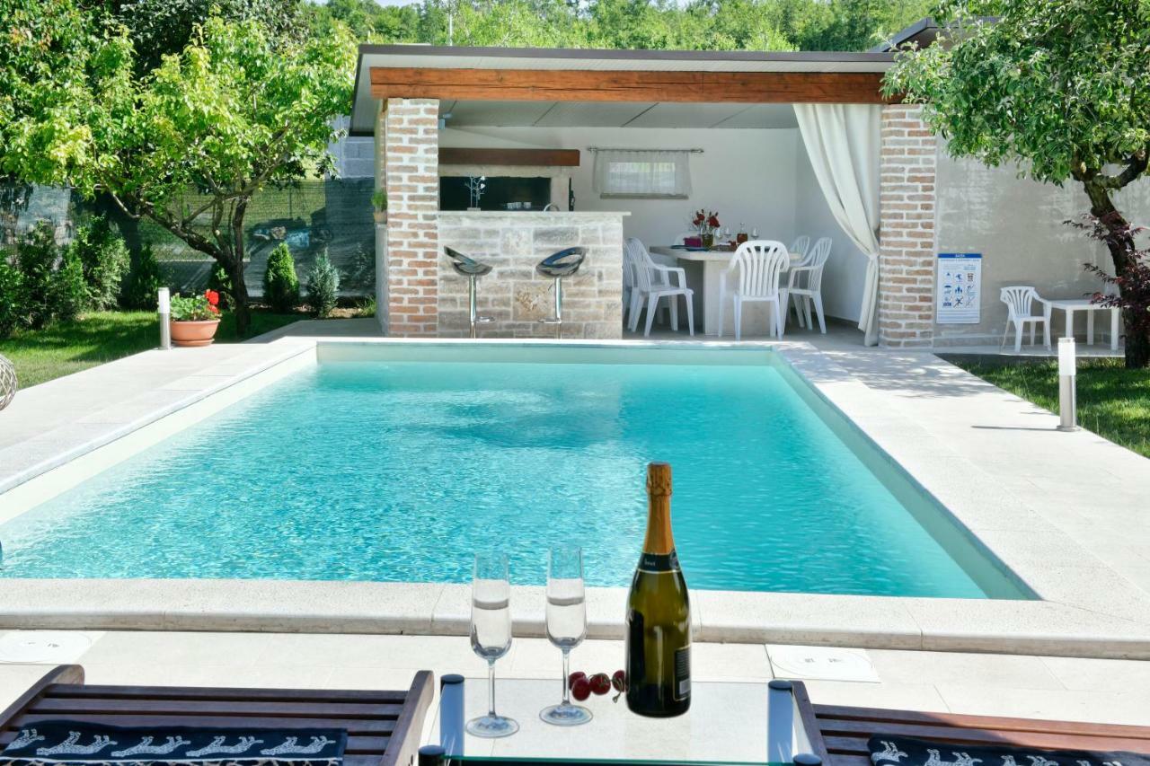 Vižinada Villa Aromatica מראה חיצוני תמונה